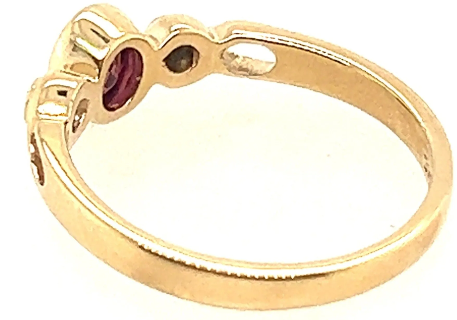 0.50ct Ruby & Diamond Yellow Gold Ring - A Romantic Valentine's Treasure