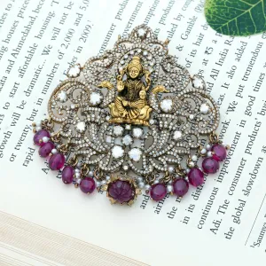 92.5 Sterling Silver Beautiful Godess Lakshmi Nagas Pendant With Gold Polish