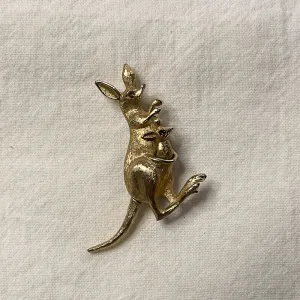 Avon Kangaroo Brooch - 1970s