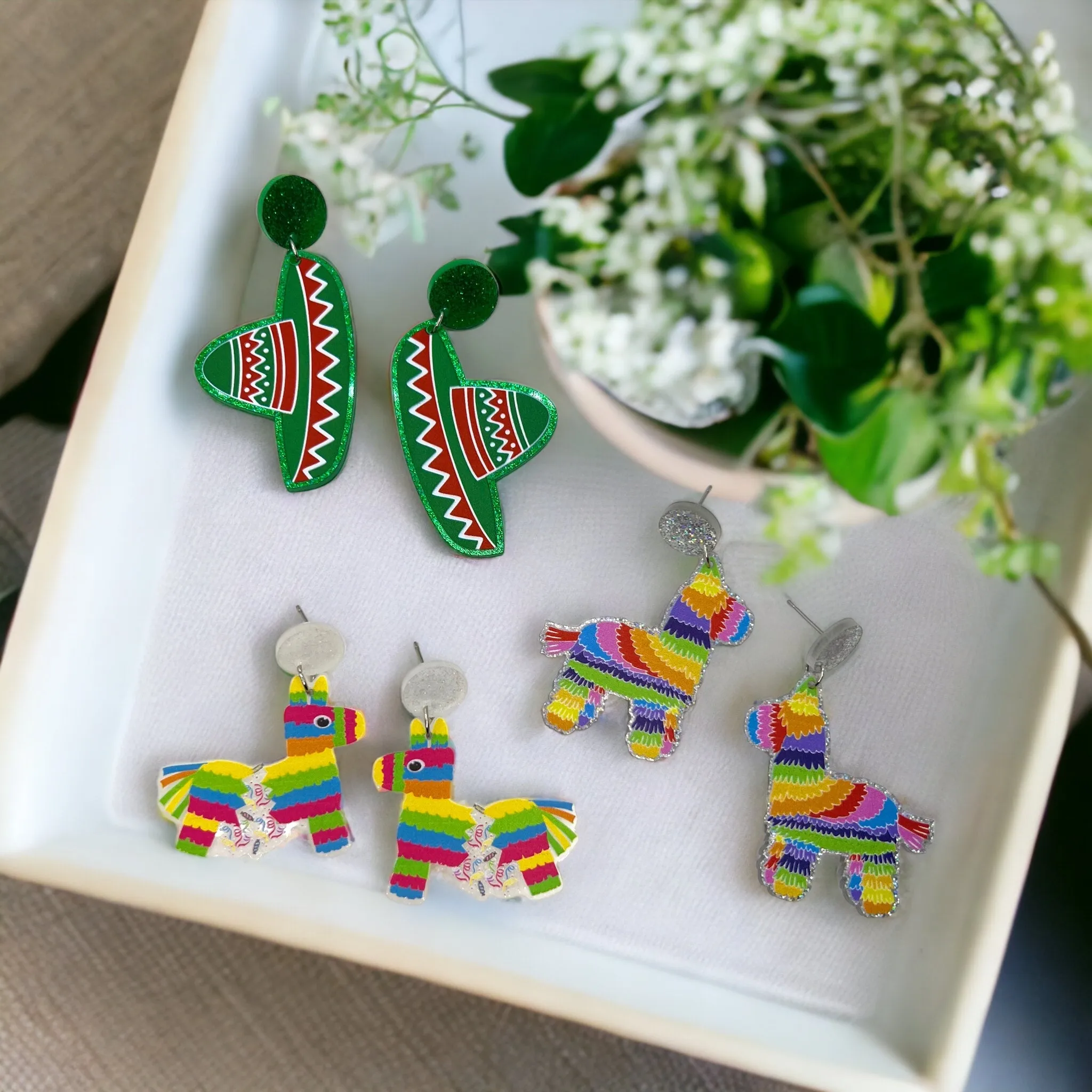 Cinco de Mayo Earrings - Halloween Earrings, Piñata Earrings, Halloween Accessories, Halloween Earrings, Birthday Piñata, Sombrero Earrings, Mexican Earrings
