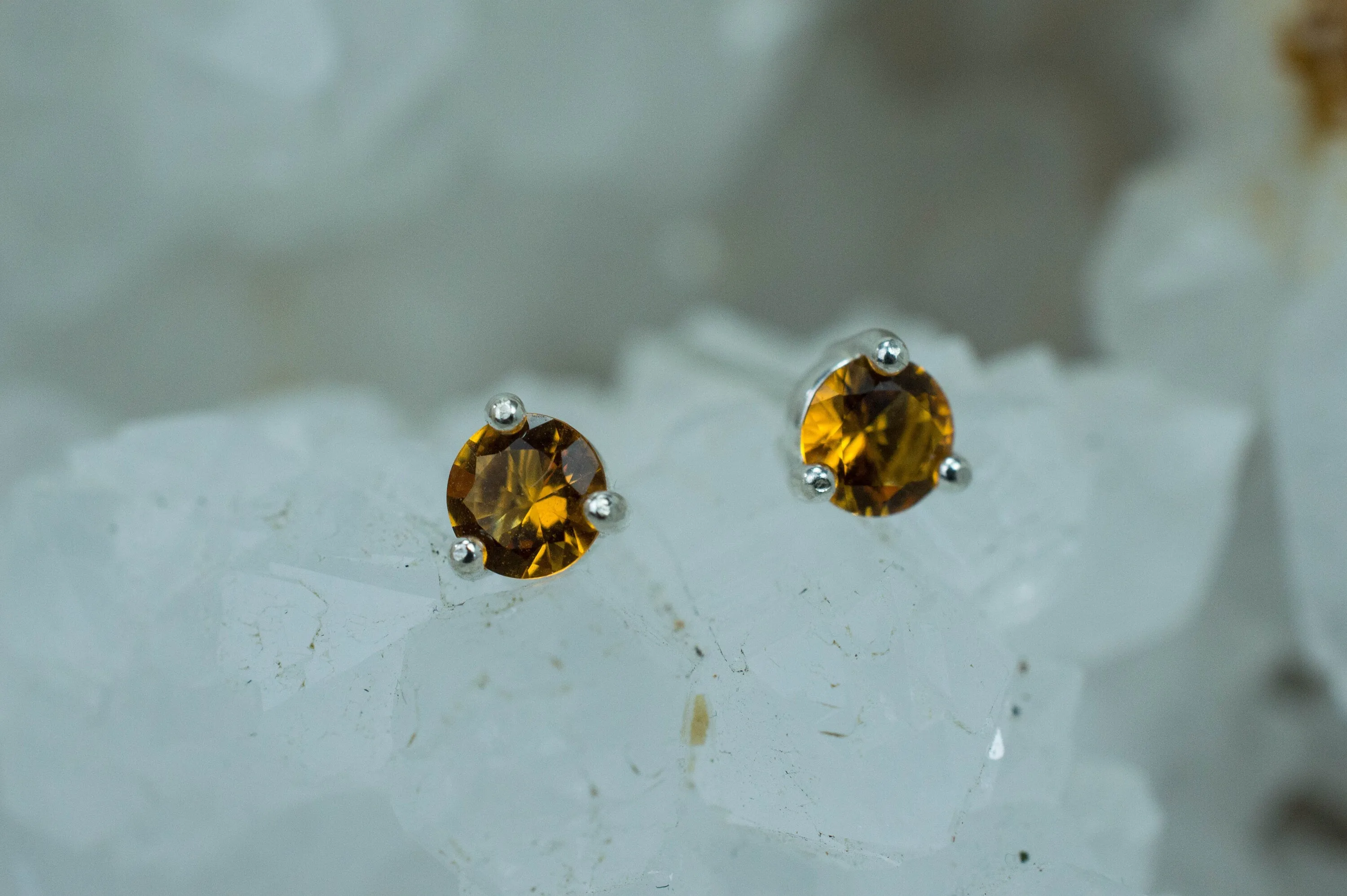 Citrine Earrings; Natural Untreated Uruguay Citrine; 0.390cts