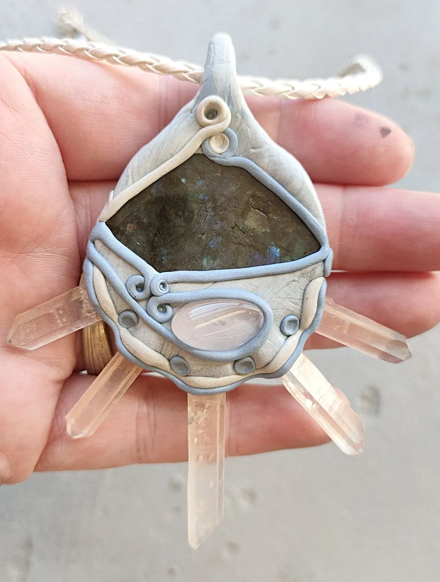 Quartz Box Set - Pendant & earrings