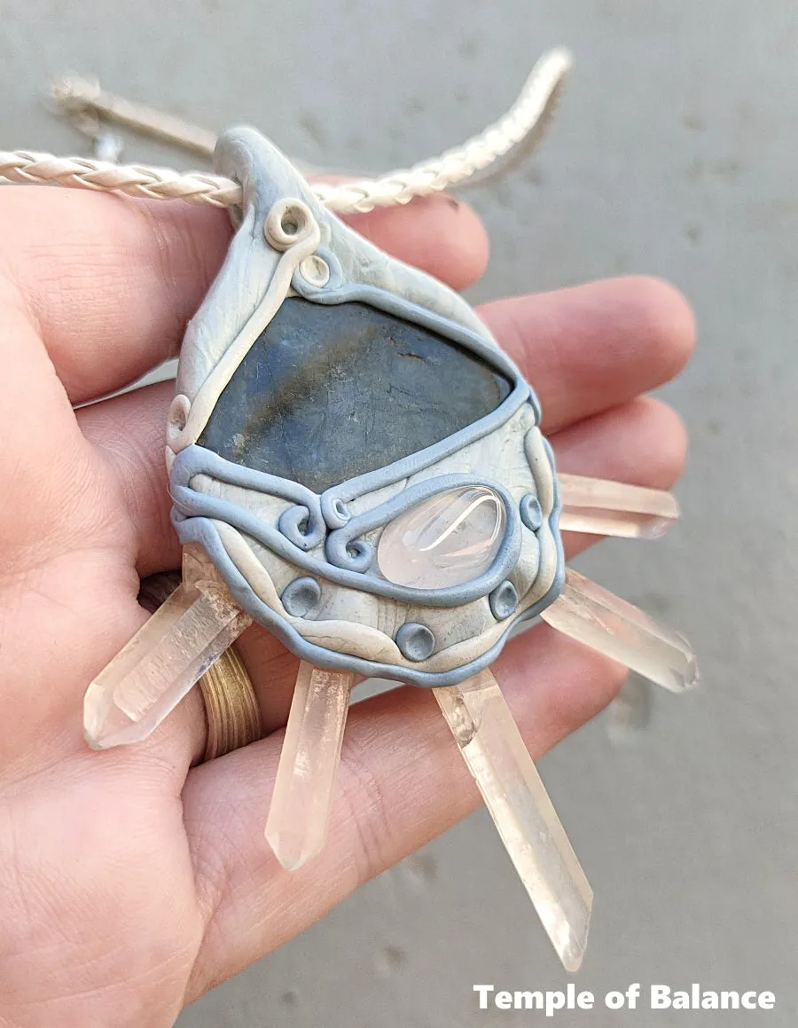 Quartz Box Set - Pendant & earrings