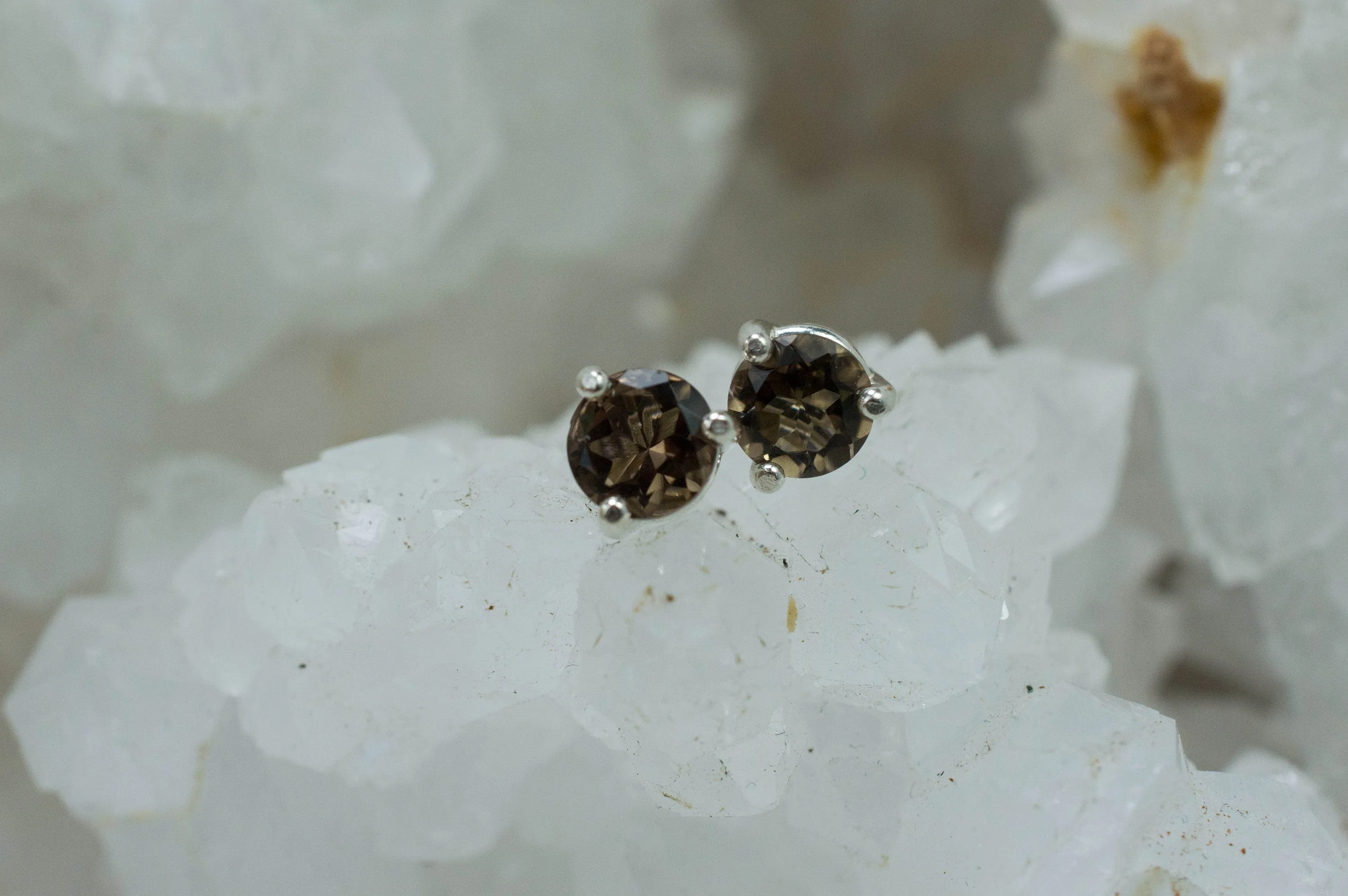 Smoky Quartz Earrings; Natural Untreated USA Quartz; 0.850cts