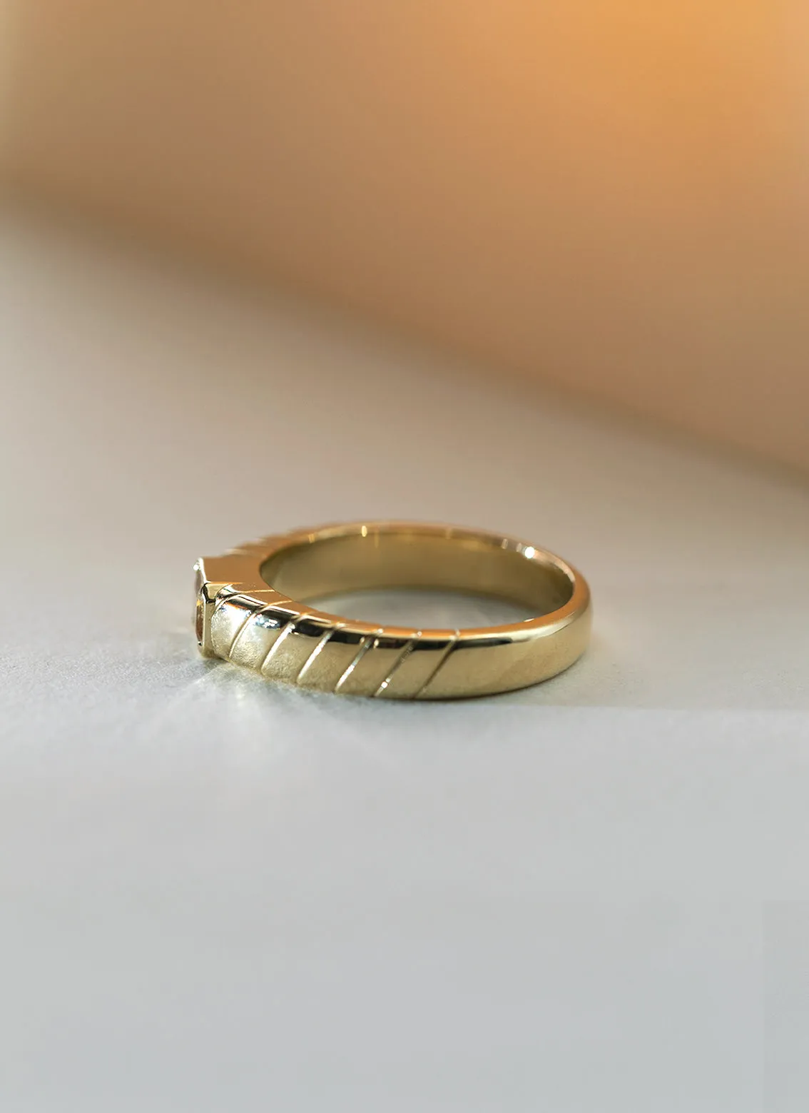 The gent bruce citrine ring 14k gold