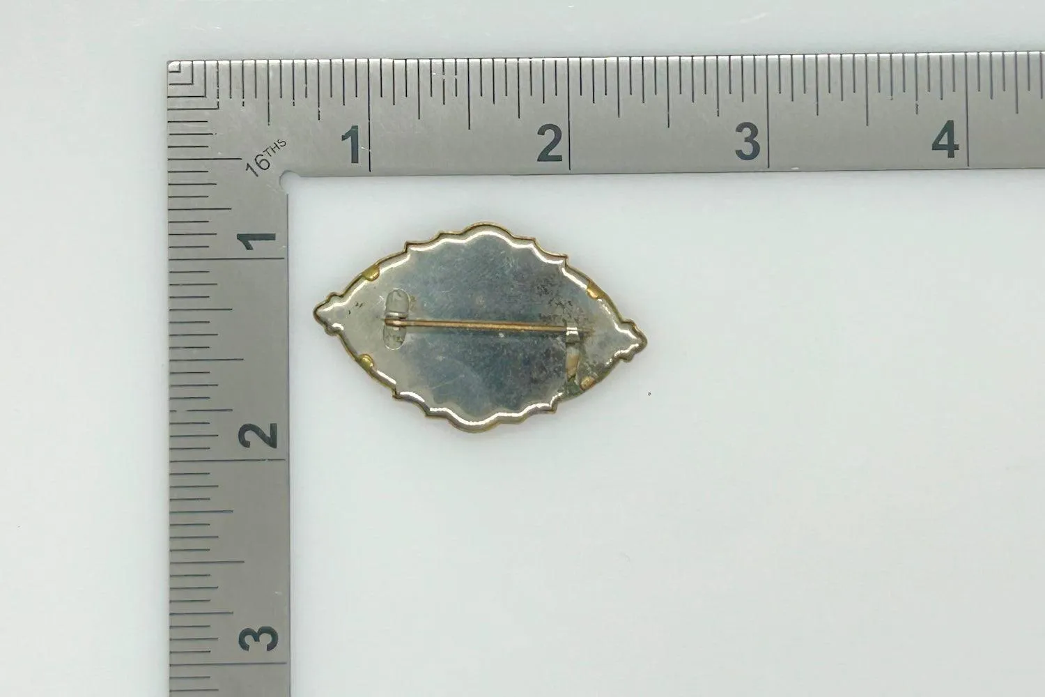 Vintage Art Deco Vermeil Enamel Red and Gold Brooch Pin